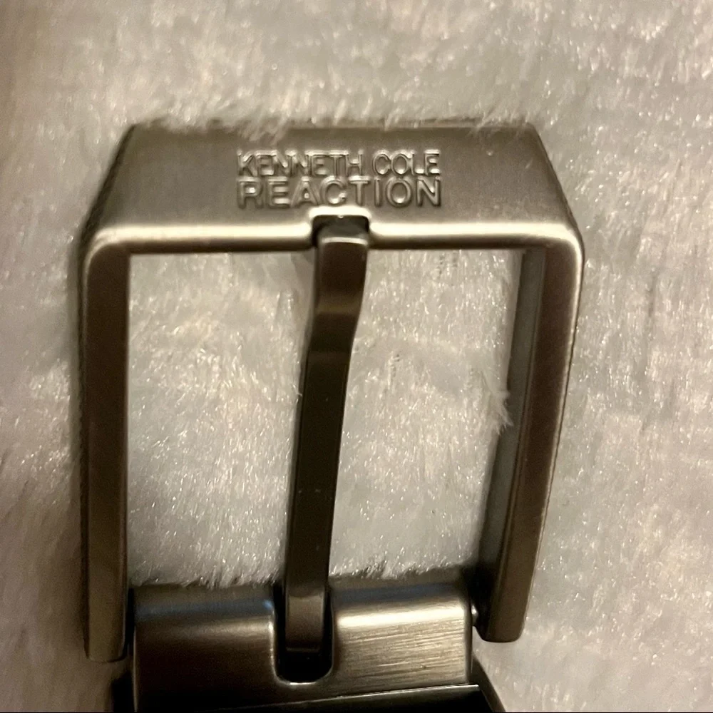 Kenneth Cole Reaction Reversible Belt Size 32/80